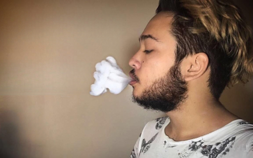 How-to-Ghost-Vape-Vaping-Tricks-for-Beginners