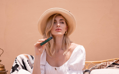 Top-10-Tips-before-Choosing-a-Disposable-Cannabis-Vaporizer-for-Your-Delta-8-THC